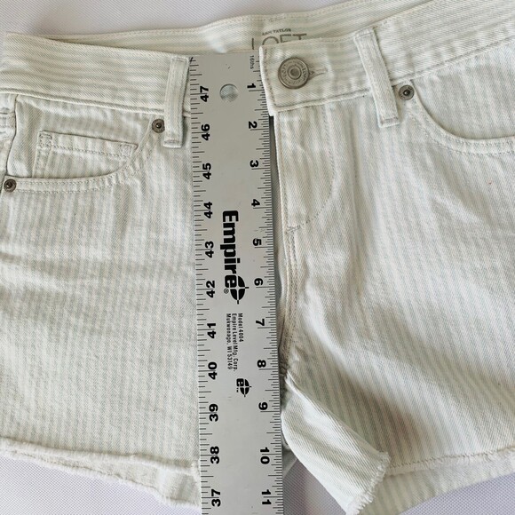 LOFT Denim Shorts 25 Pastel Blue White Candy Stripe Raw Hem Cutoff Preppy Beach - Picture 9 of 10